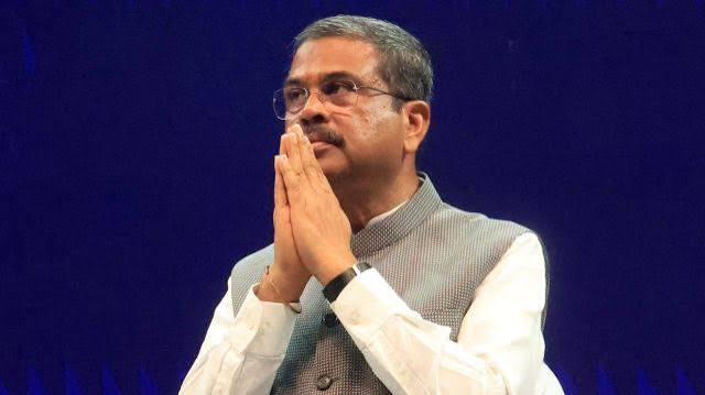 धर्मेंद्र प्रधान इस्तीफा